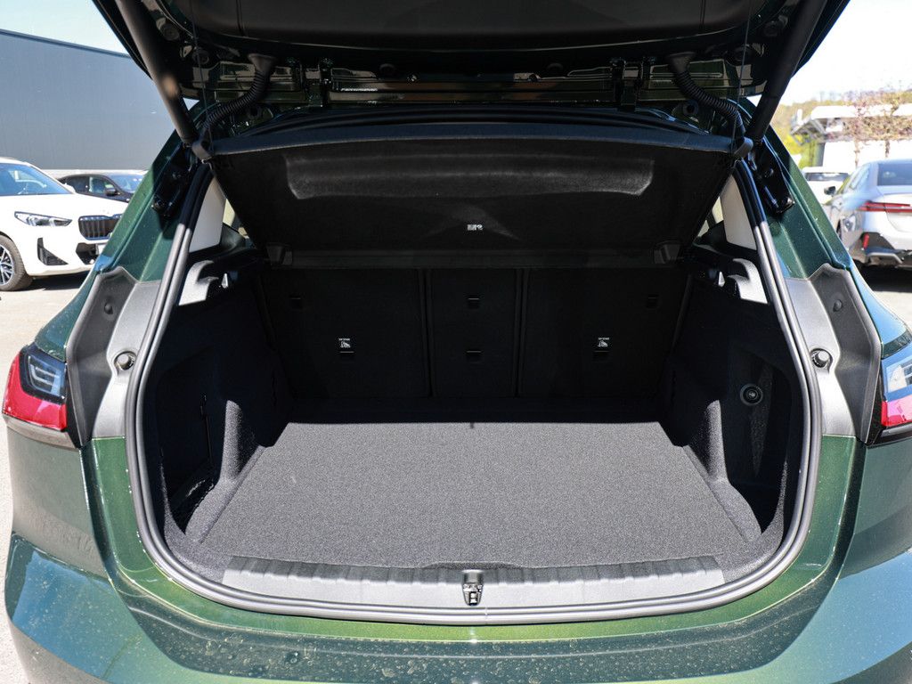 BMW 218 Active Tourer - Bild 12
