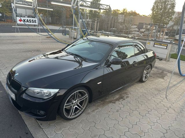 BMW 330i Cabrio M Sport, Individuallack, V...