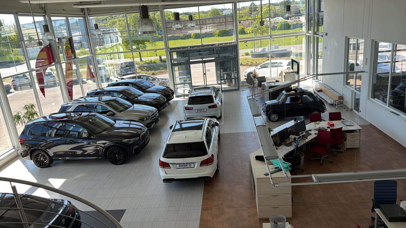 showroom-image-main