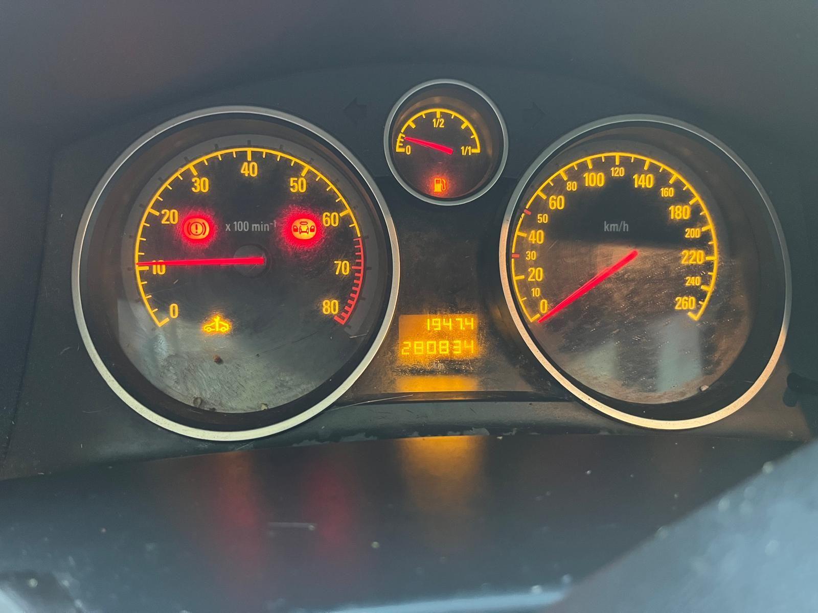 Opel Astra 2006 — photo 6