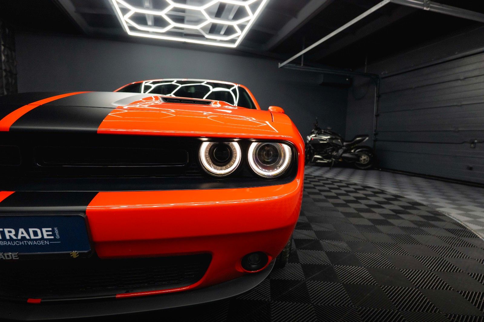 Fahrzeugabbildung Dodge Challenger 3.6 V6 GT SRT Styling *LED*1.Hand*19%
