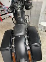 Harley-Davidson Street Glide FLHX - Motorräder in Solingen