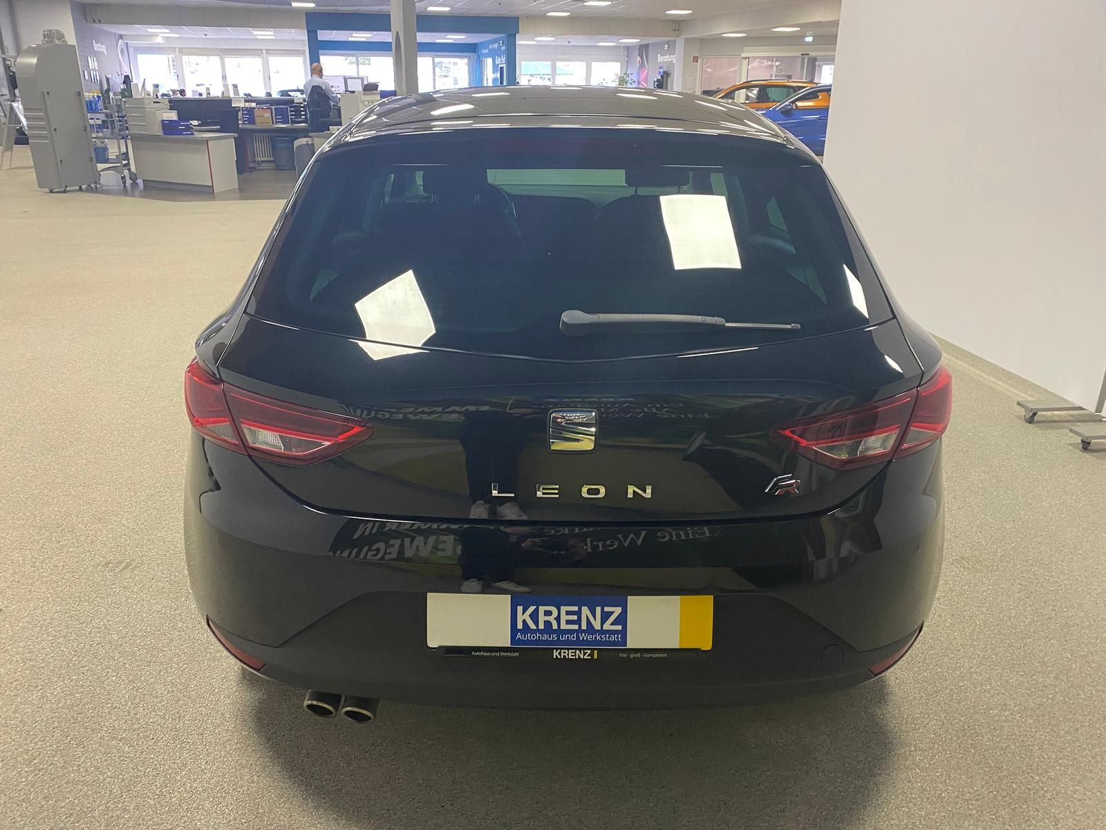 Fahrzeugabbildung SEAT Leon FR 2.0 TDI 184PS+APP+19"+NAVI+SHZ+LED+PDC++