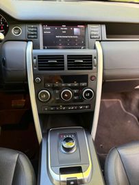 Land-Rover Discovery - 10