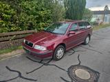 Skoda Octavia - Skoda Octavia aus 1999: Kombi