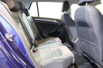 Volkswagen Golf VII 2.0 TDI Comfortline AID+ACC+MASSAGE+ALU