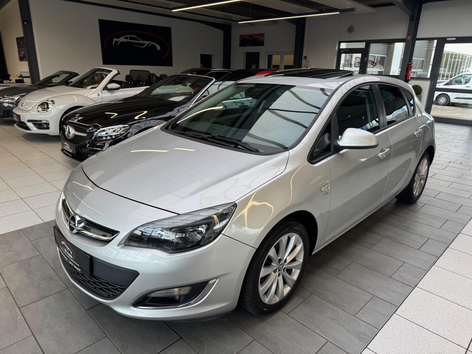 Opel Astra J Lim. 5-trg. Active