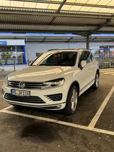 Volkswagen Touareg 3.0 V6 TDI SCR Tiptronic - - Volkswagen Touareg in Mannheim