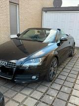 Audi TT Roadster 1.8 TFSI Cabrio - Audi TT in Bochum