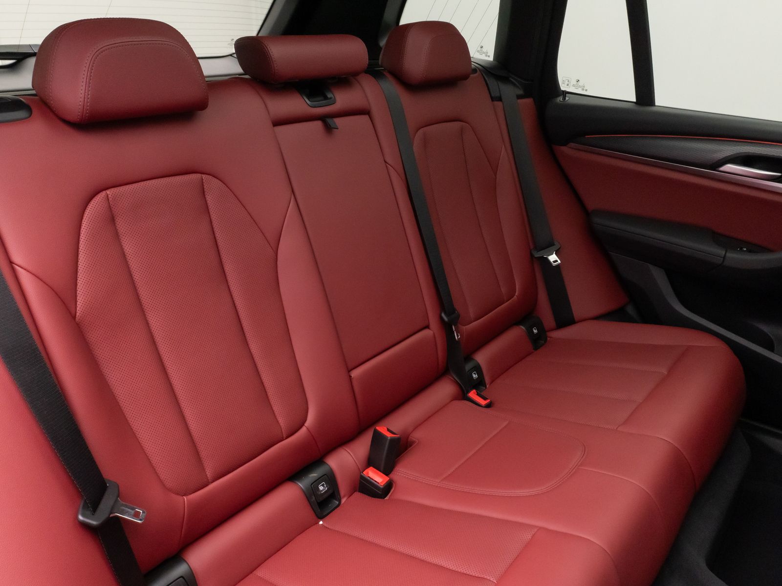 Fahrzeugabbildung BMW X3 xD20i M Sport HiFi Kamera DAB Panorama 20Zoll