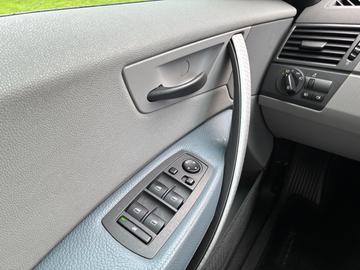 2004 BMW X3 — миниатюра 22