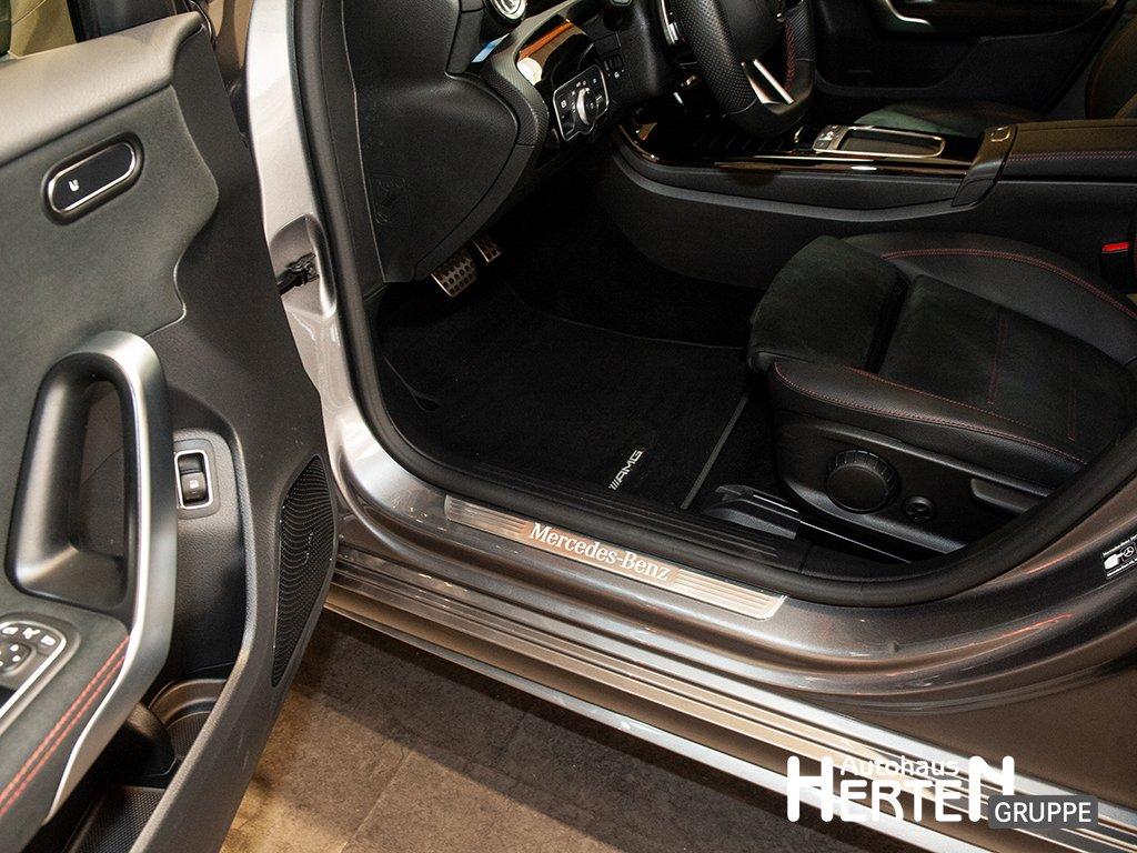 Mercedes-Benz A 250 e+AMG PREMIUM+KEYLESS+R-KAMERA+LED+AMBIENT