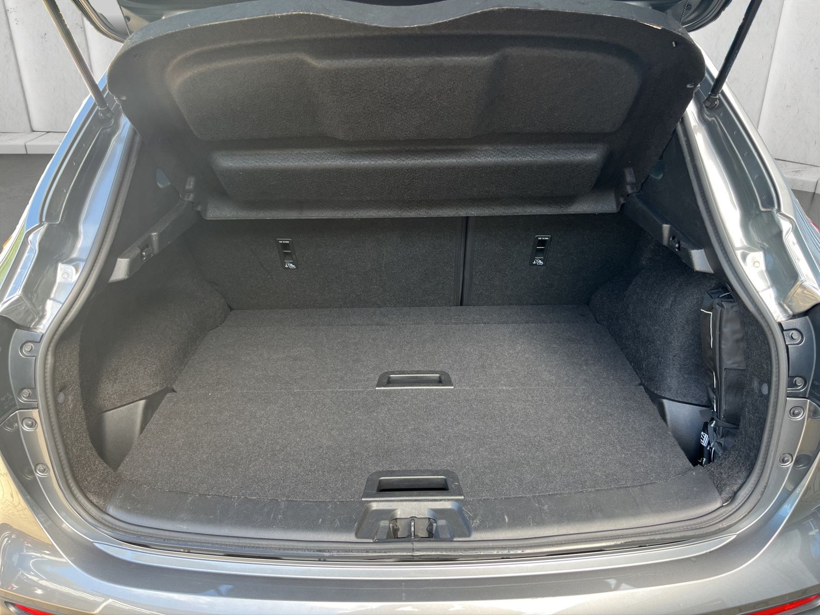 Fahrzeugabbildung Nissan Qashqai SHZ*NAVI*360°Kamera*PDC*AHK*LED*Pano**
