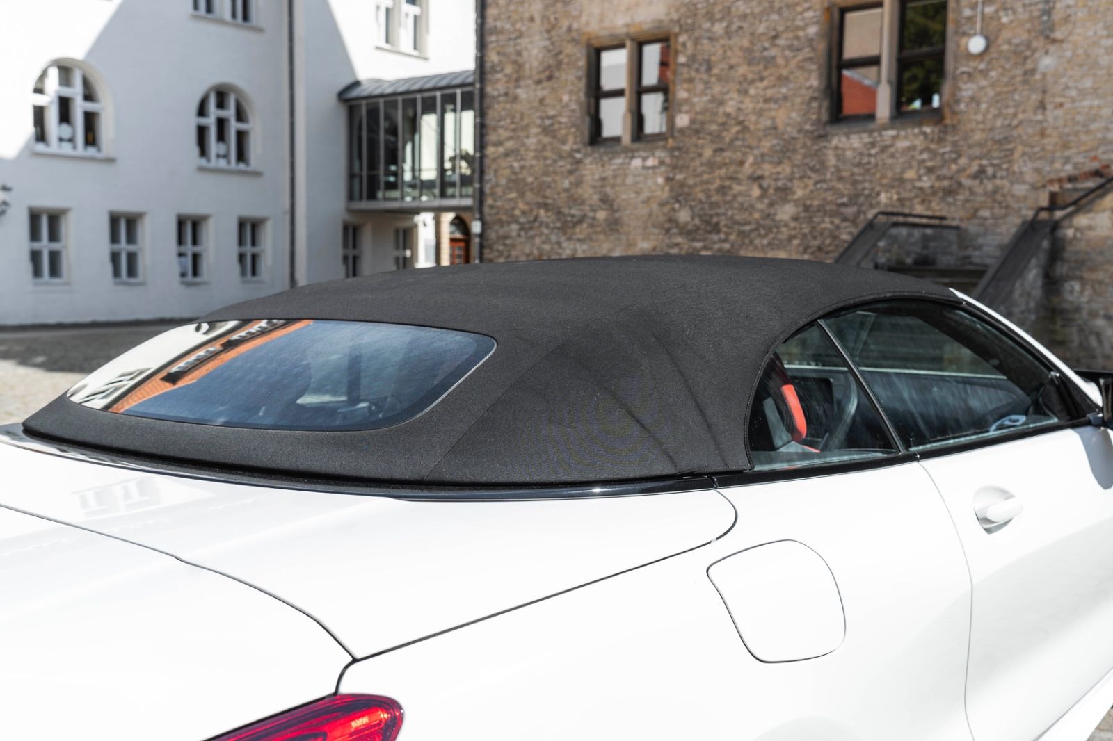 Fahrzeugabbildung BMW M8 Cabrio Competition LASER B&W ACC 3D SOFTCLOSE