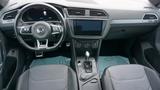 Volkswagen Tiguan Highline 4M R-Line Panorama,Navi,LED,AHK - Volkswagen Tiguan mit Benzin-Antrieb: Geländewagen