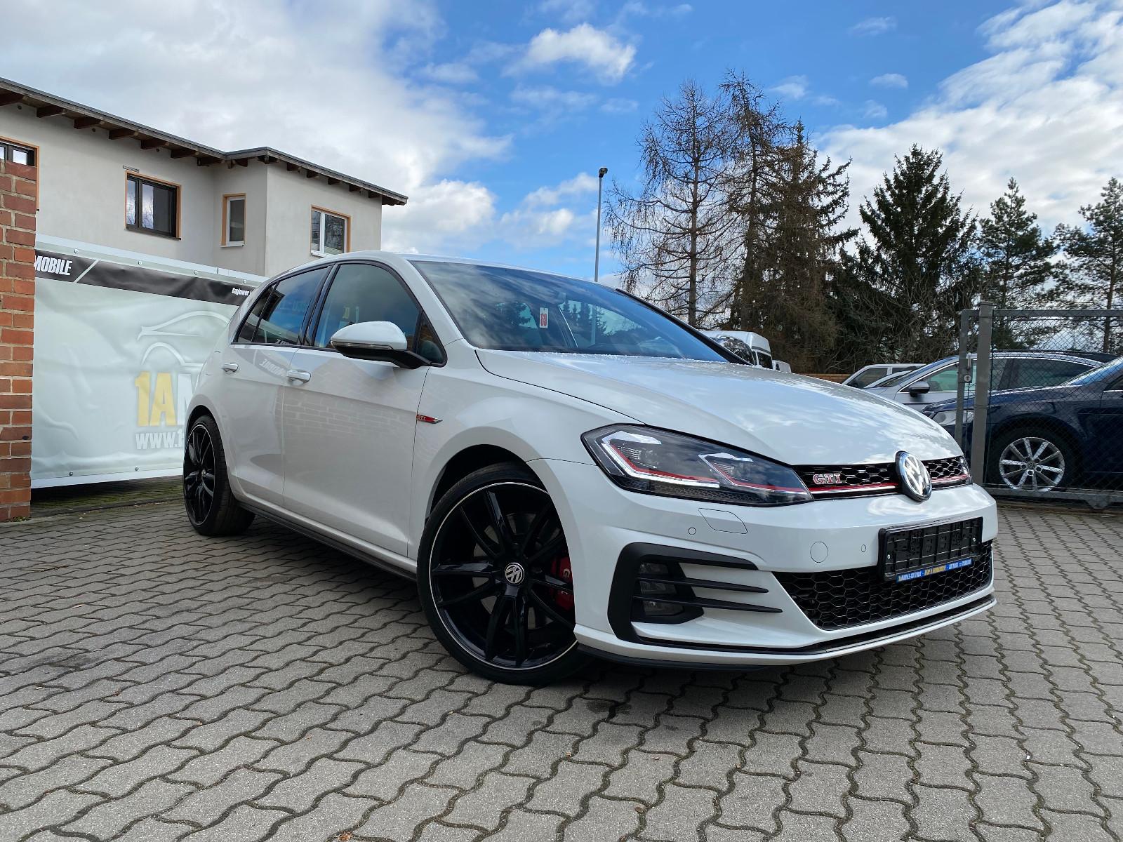 Volkswagen Golf VII  GTI Performance - Nur 18200 Km !!!