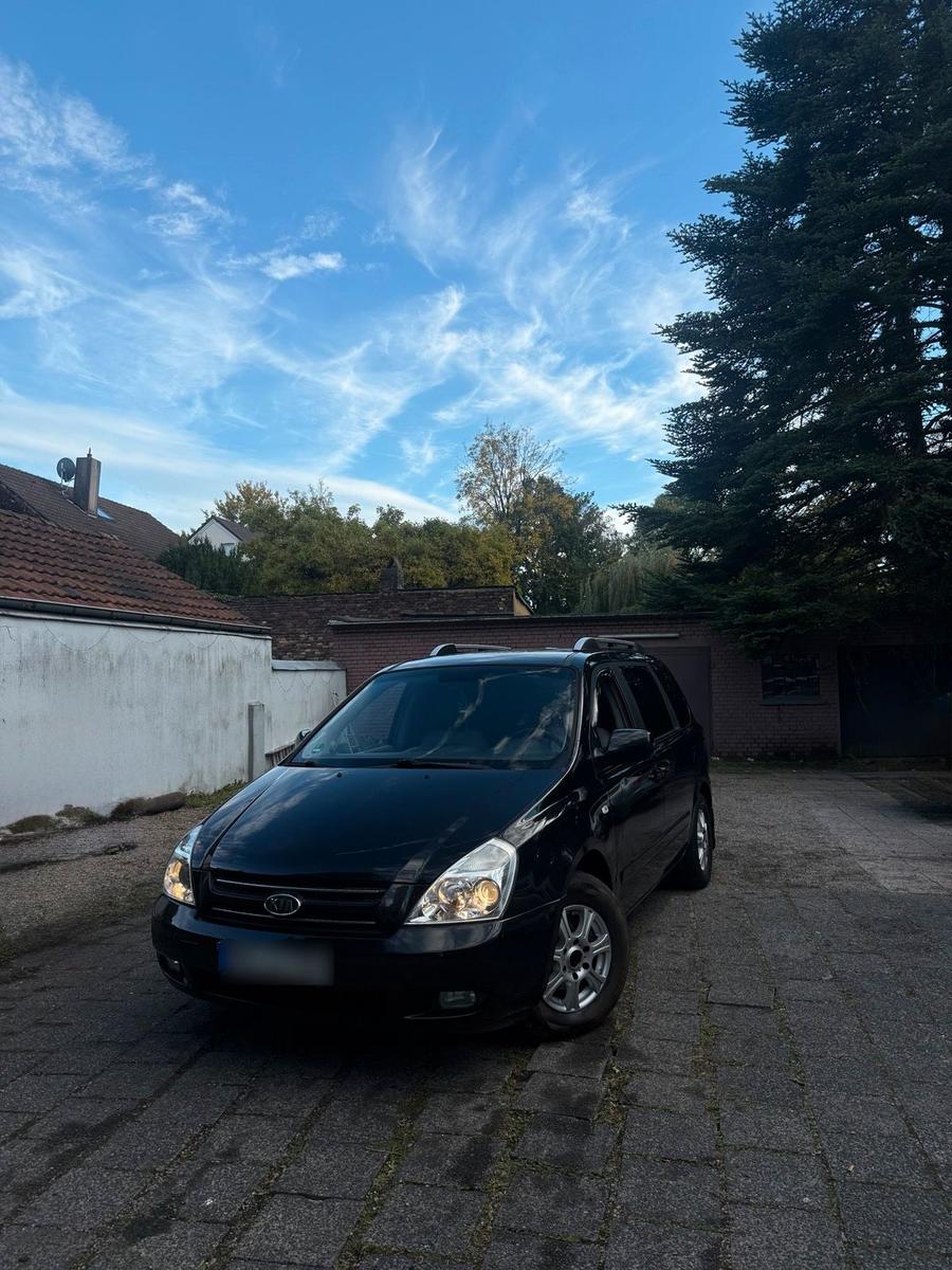 Kia Carnival, 2009