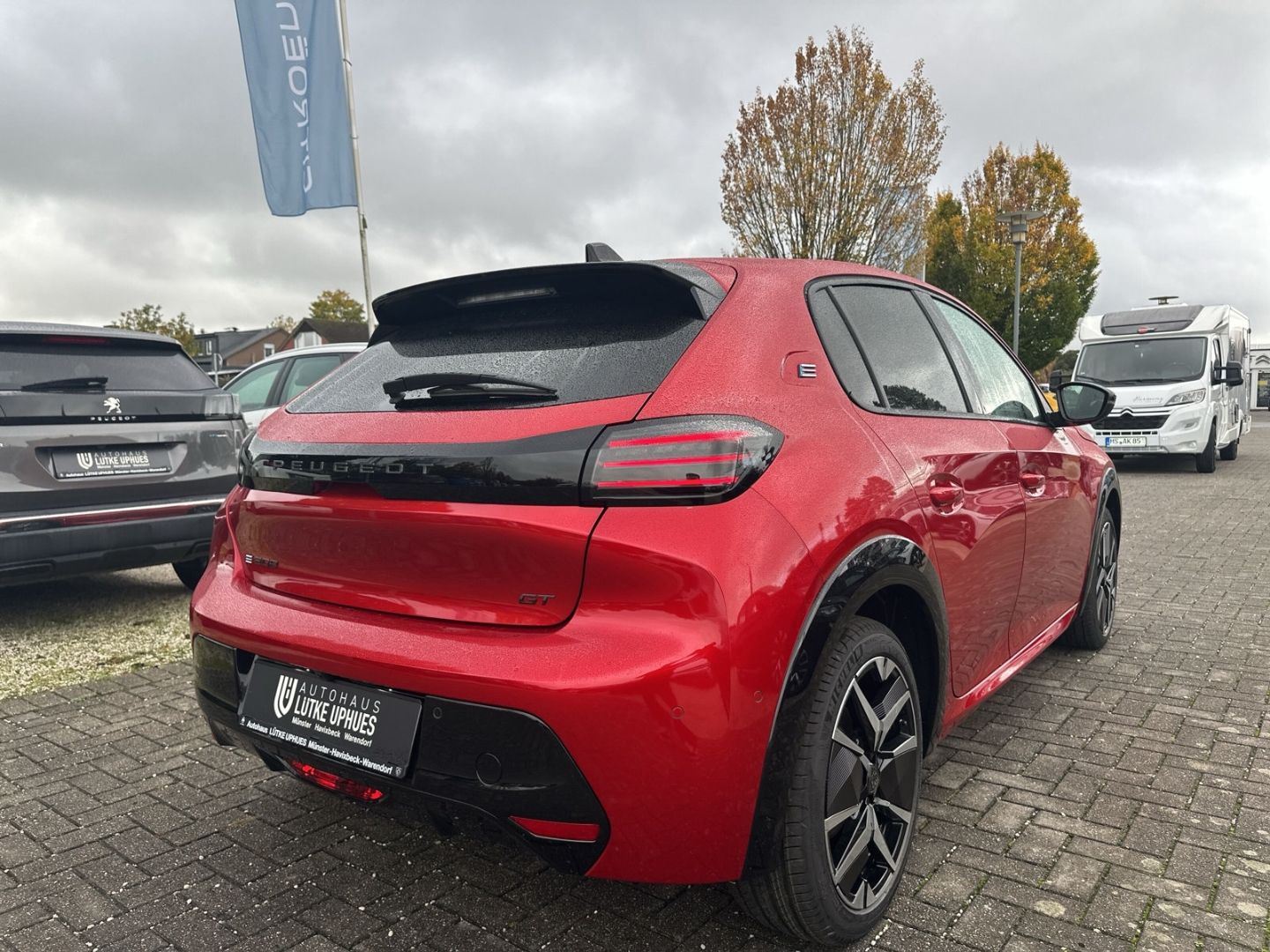 Fahrzeugabbildung Peugeot 208 GT Elektro 156 Panorama Navi 360 Kamera ACC