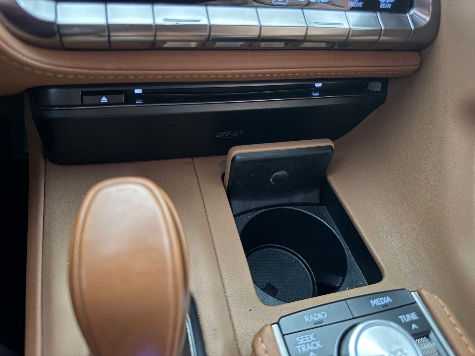 Lexus LC 500h COUPE PANO HUD LEVINSON TOURING PAKET