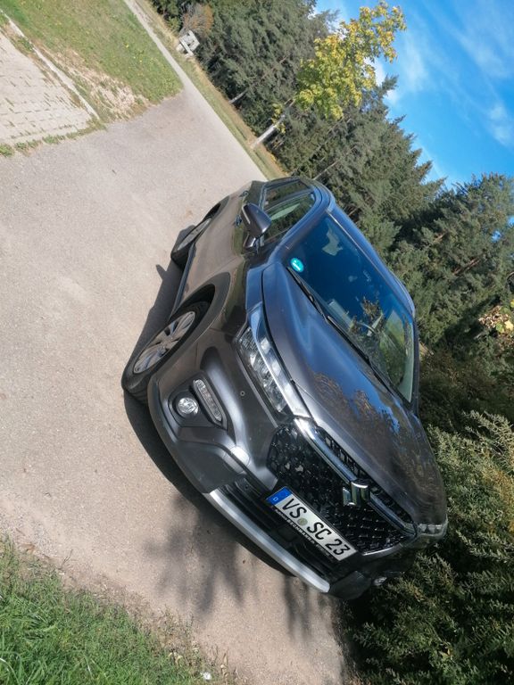 Image of Suzuki (SX4) S-Cross
