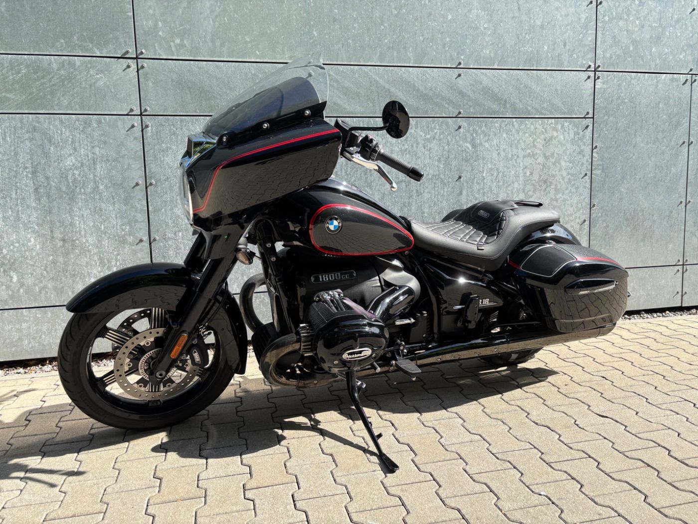 Fahrzeugabbildung BMW R 18 B Option 719
