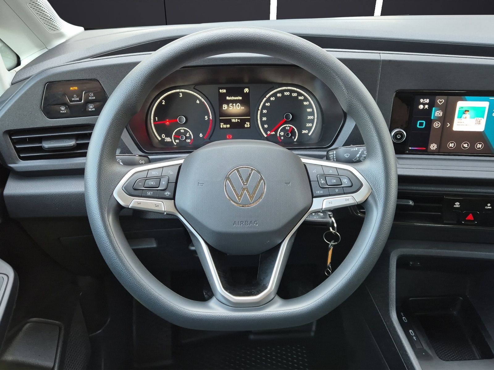 Fahrzeugabbildung Volkswagen Caddy Kombi TDI Maxi 4MOT AHZV LED AHK Klima GRA