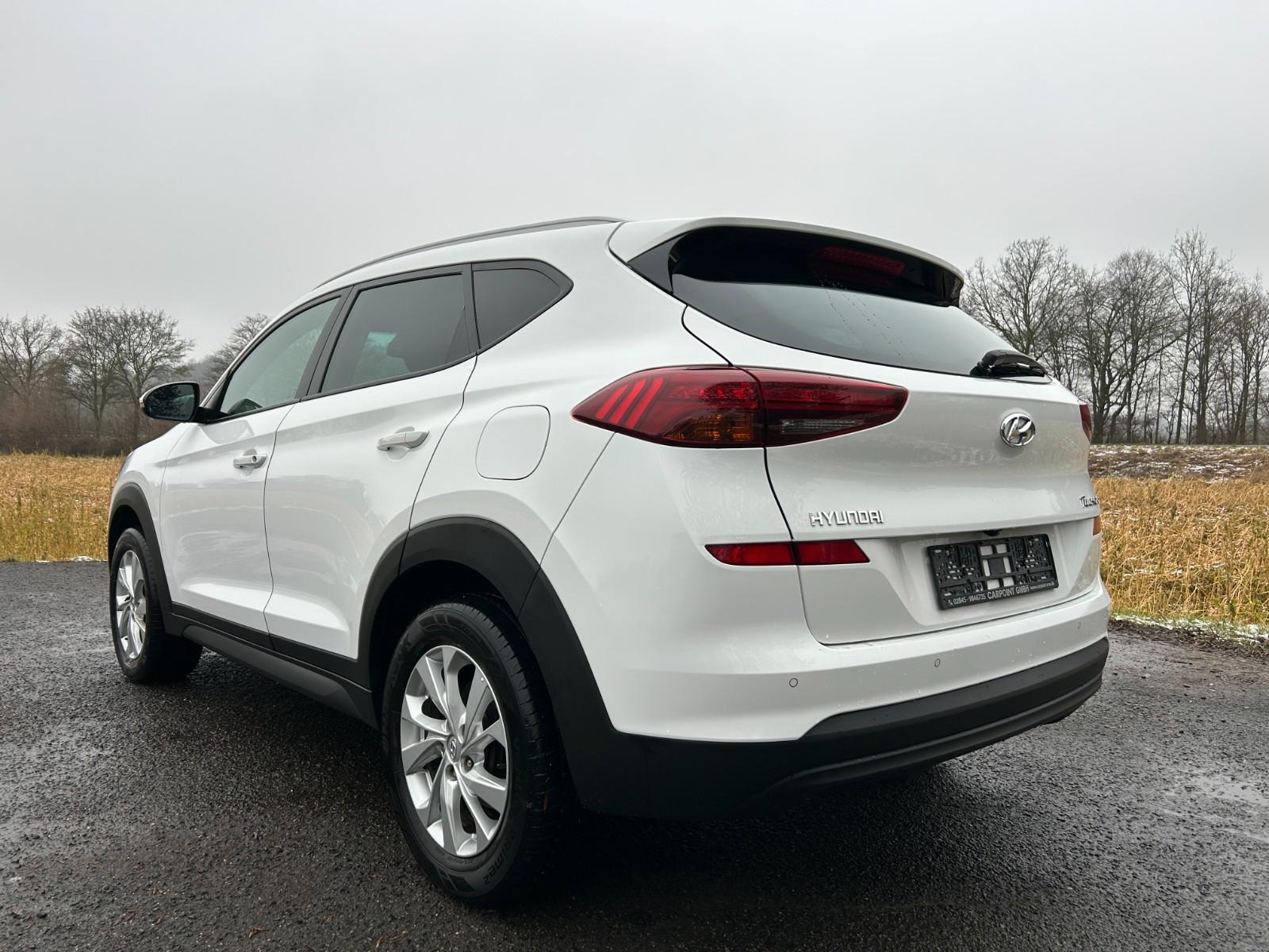 Hyundai Tucson 1.6 2WD Navi Kamera PDC Klimaauto.