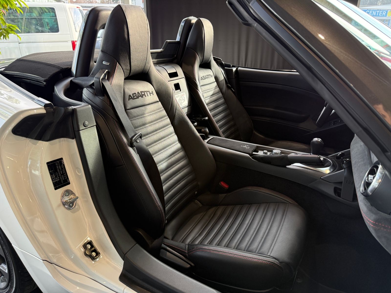 Fahrzeugabbildung Abarth 124 Spider BOSE LED LEDER ALU