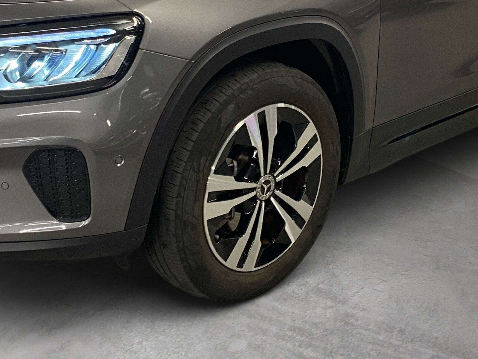 Fahrzeugabbildung Mercedes-Benz GLB 220 4M Progressive*Night*Totwink*360*CarPlay