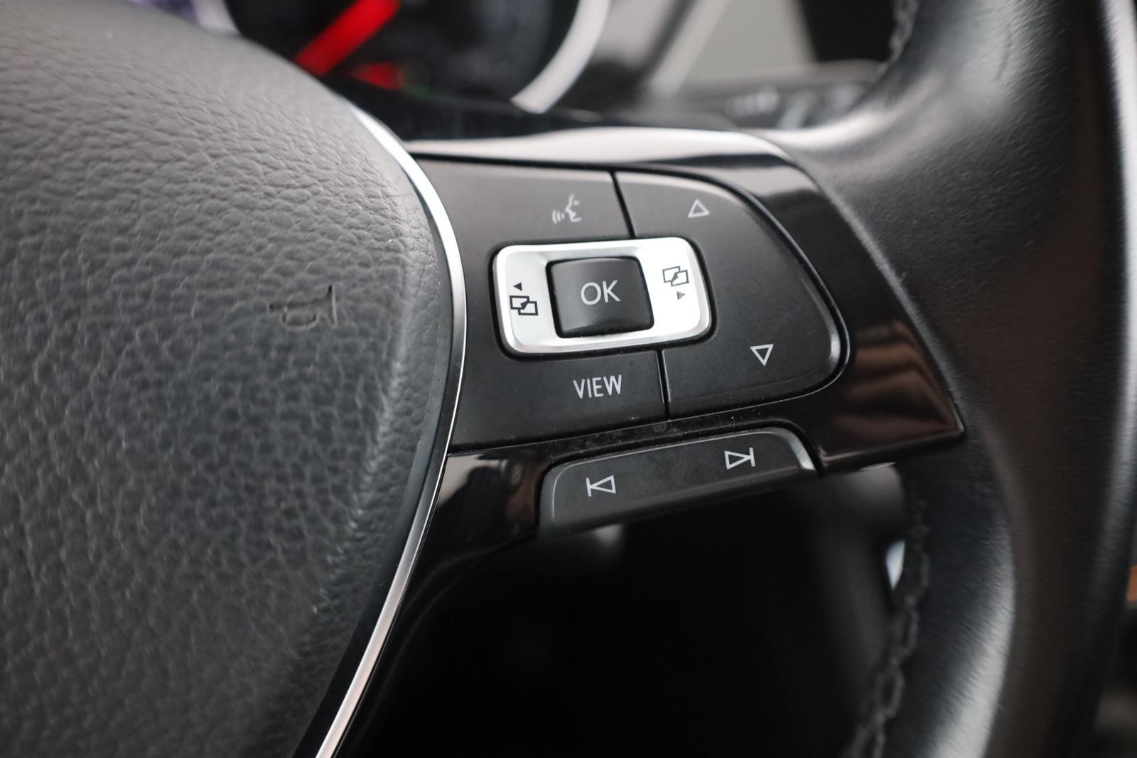 Volkswagen Touran 2.0 TDI DSG Comfortline LED Navi PDC AHK, миниатюра 18
