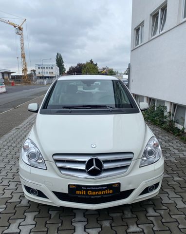 Mercedes-Benz B 200 B -Klasse B 200 CDI/SCHECKHEFT/AUTOMATIK