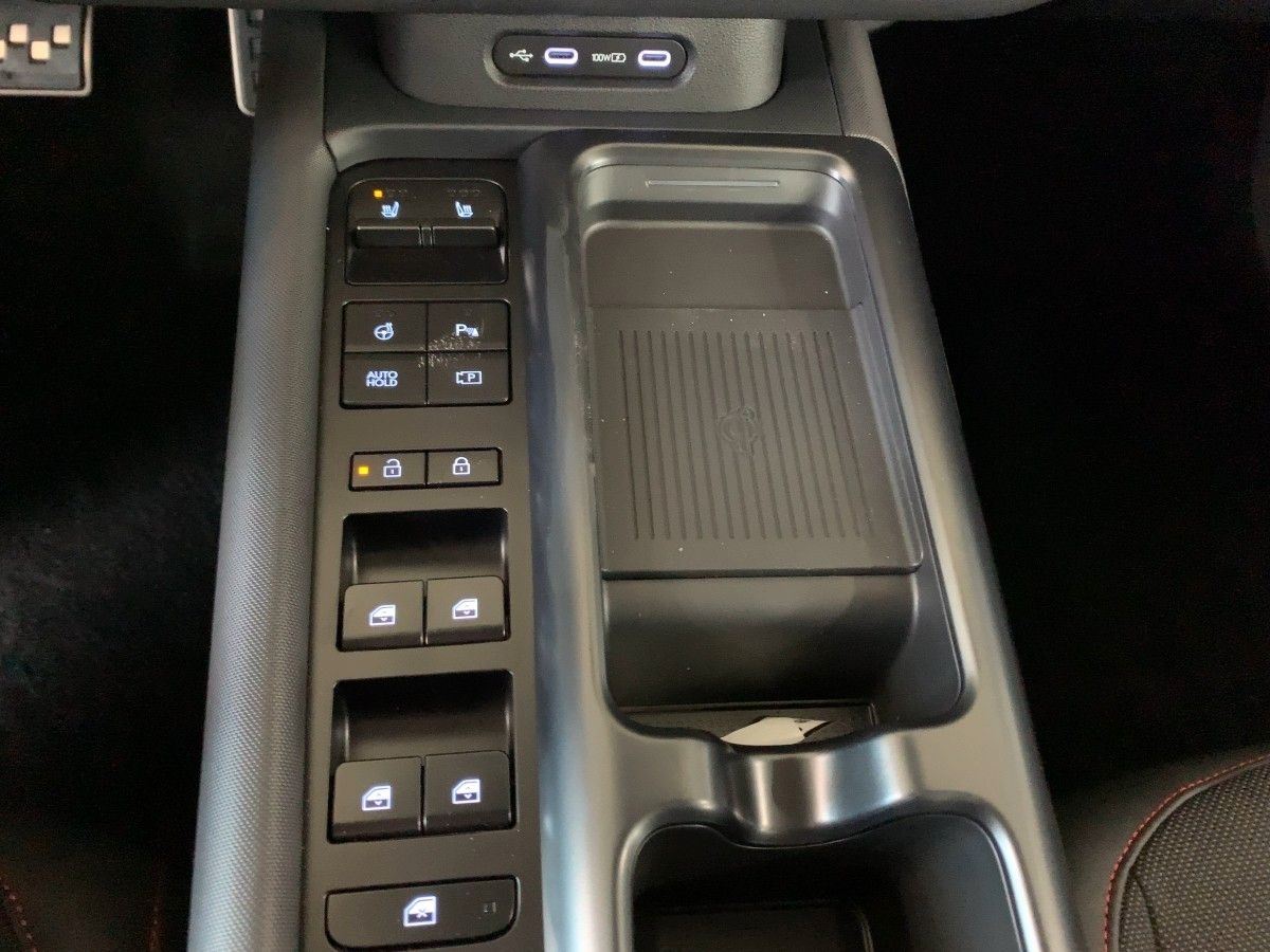 Fahrzeugabbildung Hyundai IONIQ 6 84kWh 239kW Allradantrieb N Line*
