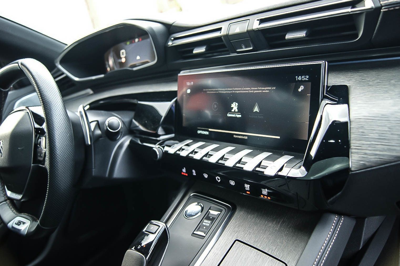 Fahrzeugabbildung Peugeot 508 SW GT Pack NIGHT-VISION ANHZV SCHIEBEDACH