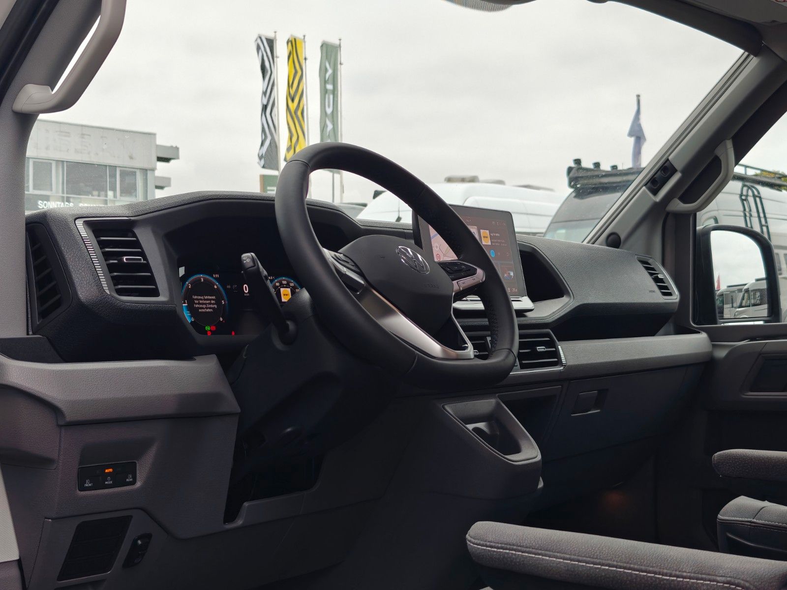 Fahrzeugabbildung HYMER / ERIBA / HYMERCAR CAR 600 - 18" A/T, Markise, AHK, VW Facelift! -