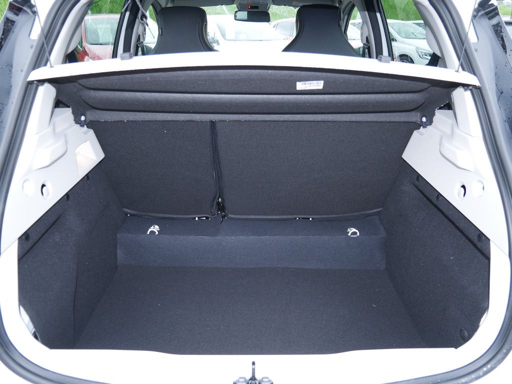 Fahrzeugabbildung Renault ZOE E-TECH 100% elektrisch Iconic EV50 135hp