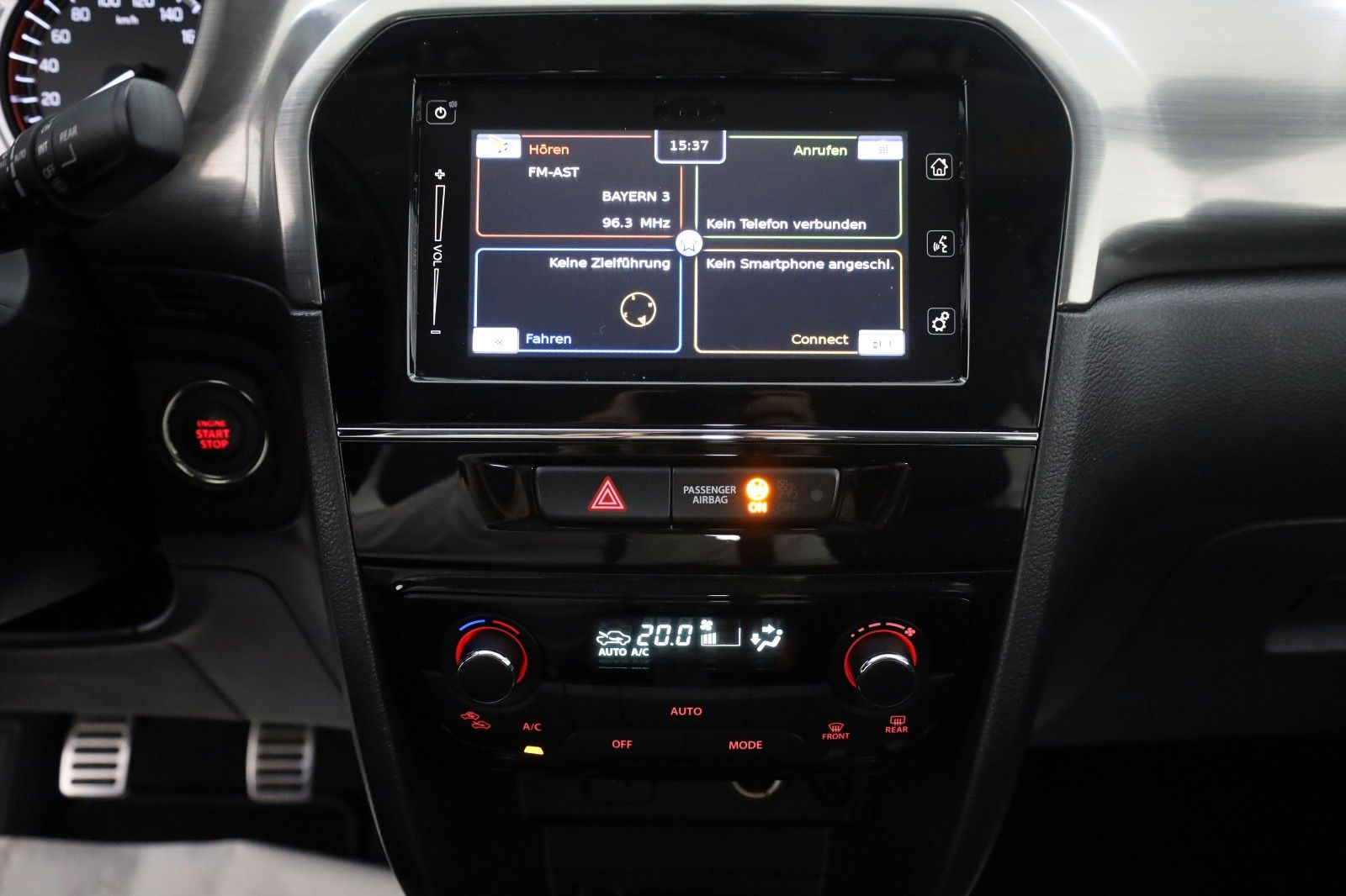 Fahrzeugabbildung Suzuki Vitara 1.4 S 4x2 T.Leder,Navi,LED,ACC,Kamera,AHK