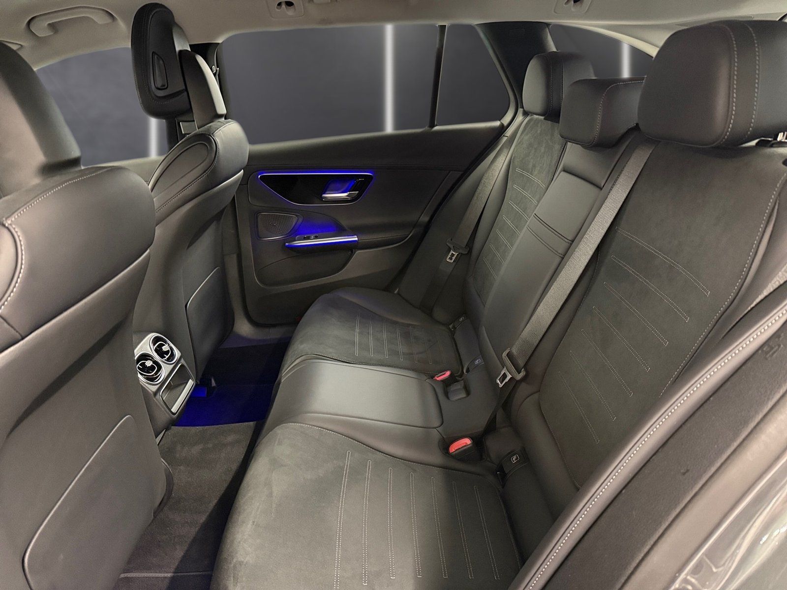 Fahrzeugabbildung Mercedes-Benz C 200 T AMG Prem.*Distronic*Totwink*360°*Memory*