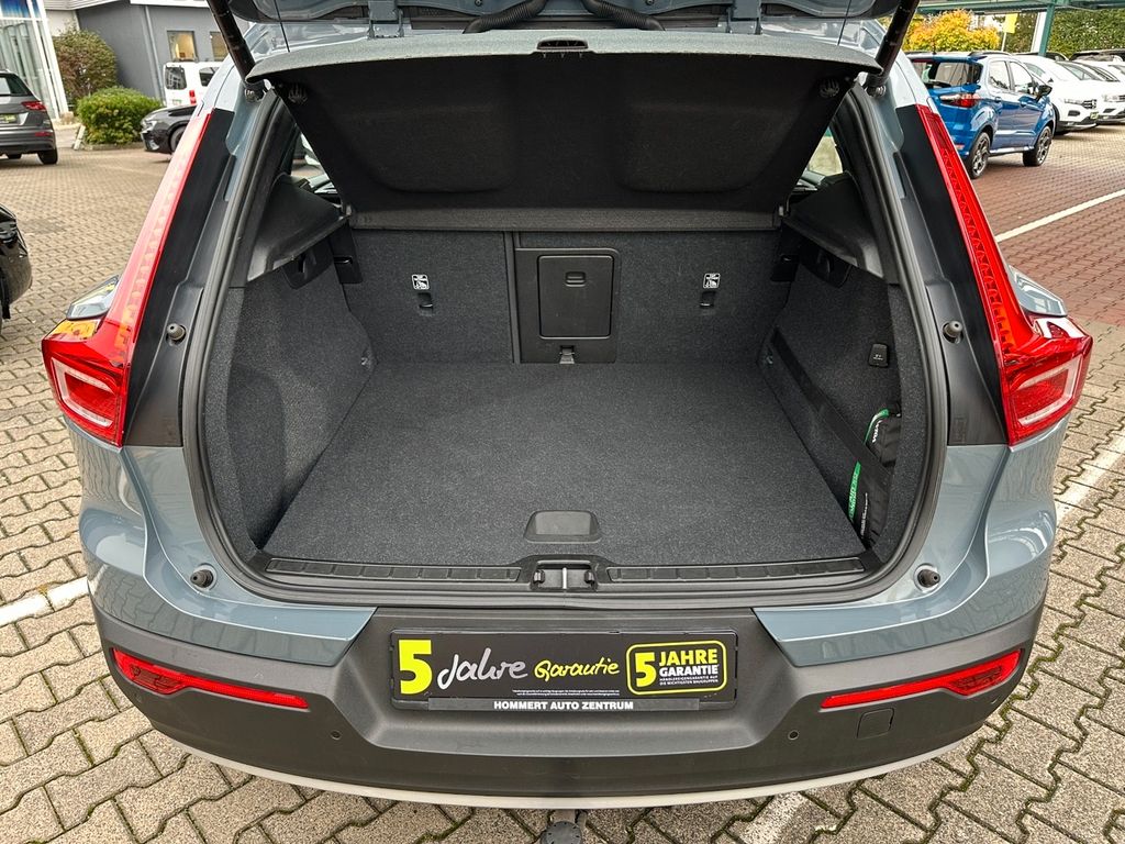 Volvo XC40 T3 Momentum Pro *AHK*Kamera*Sitzh.*Navi*