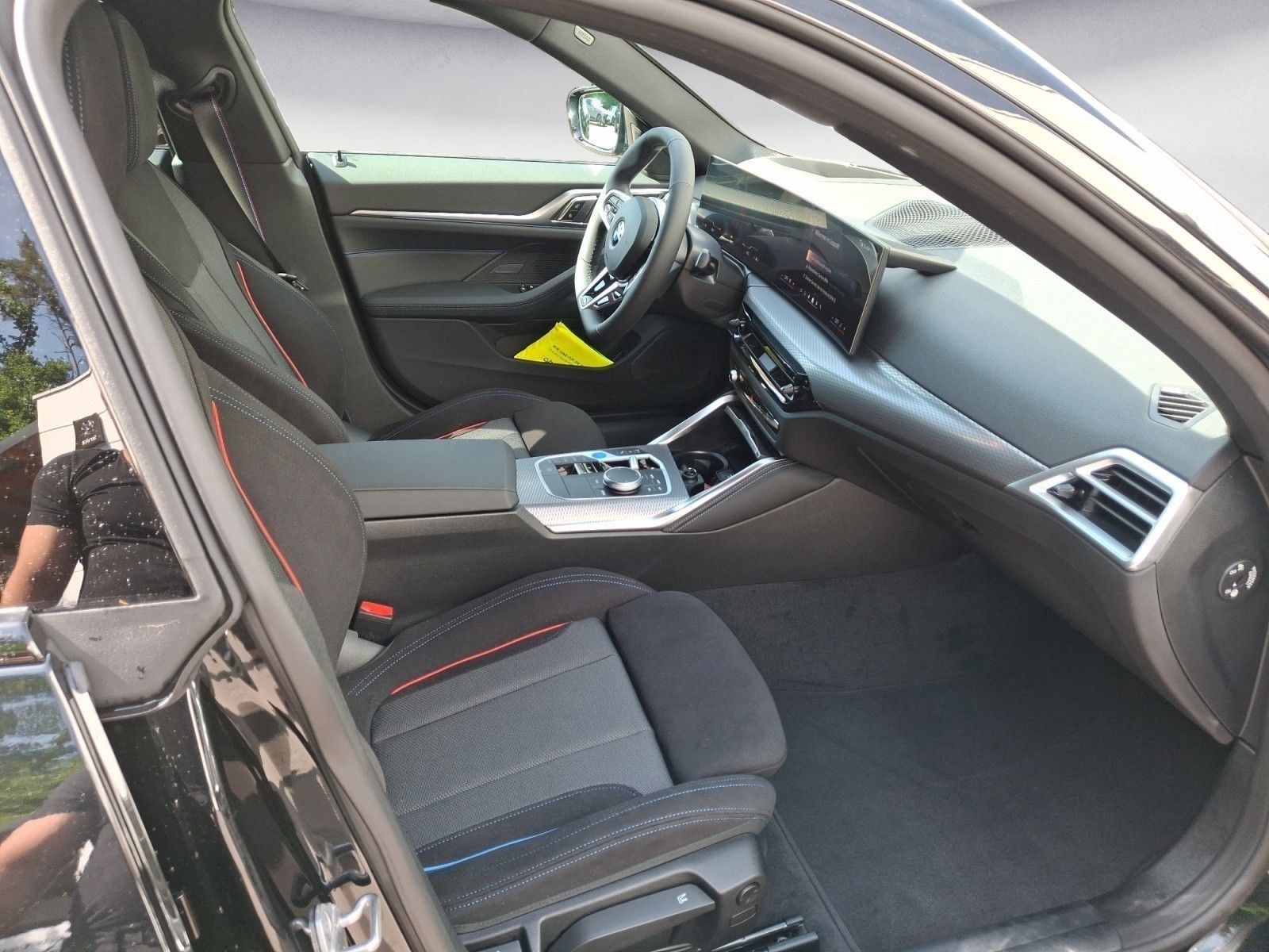 BMW i4 - Bild 10