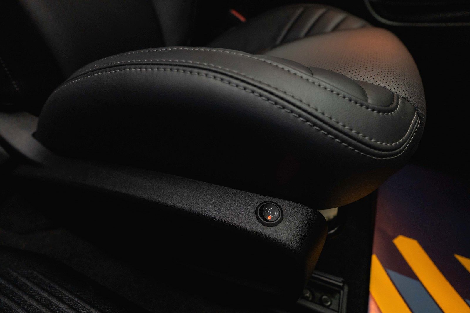 Fahrzeugabbildung Dodge Challenger 5.7 V8 R/T SRT Performance *LED*19%*