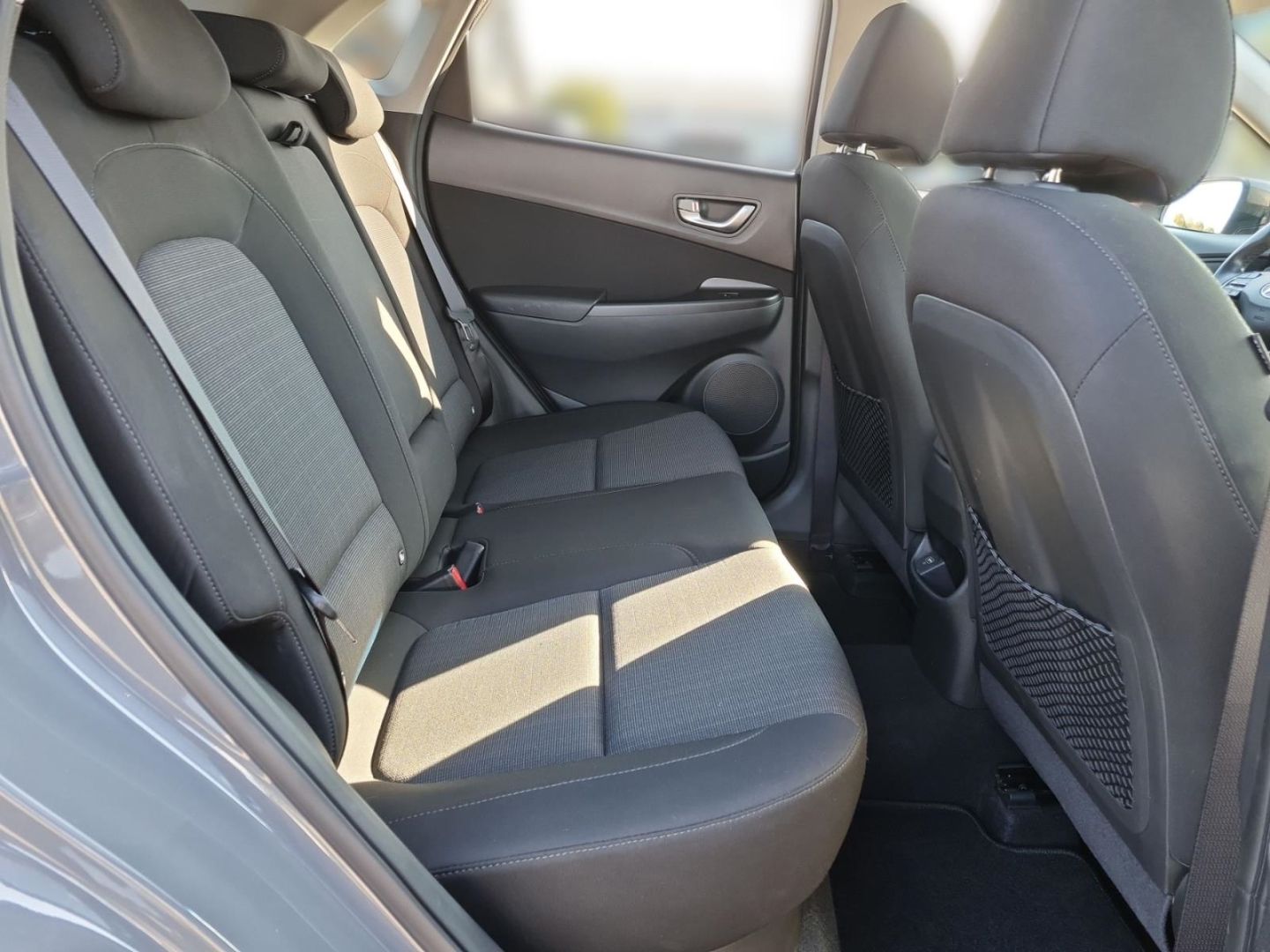 Fahrzeugabbildung Hyundai KONA Pure T-GDI EU6d-T 1.0 T-GDi 120 PS M T 2WD