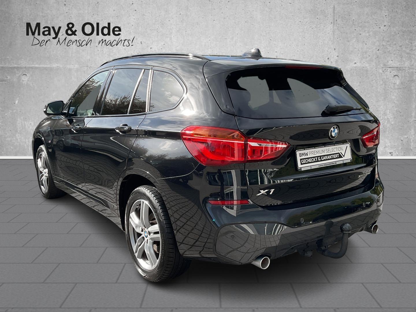 BMW X1 sDrive18d M Sport HUD AHK Pano Navi Leder LED