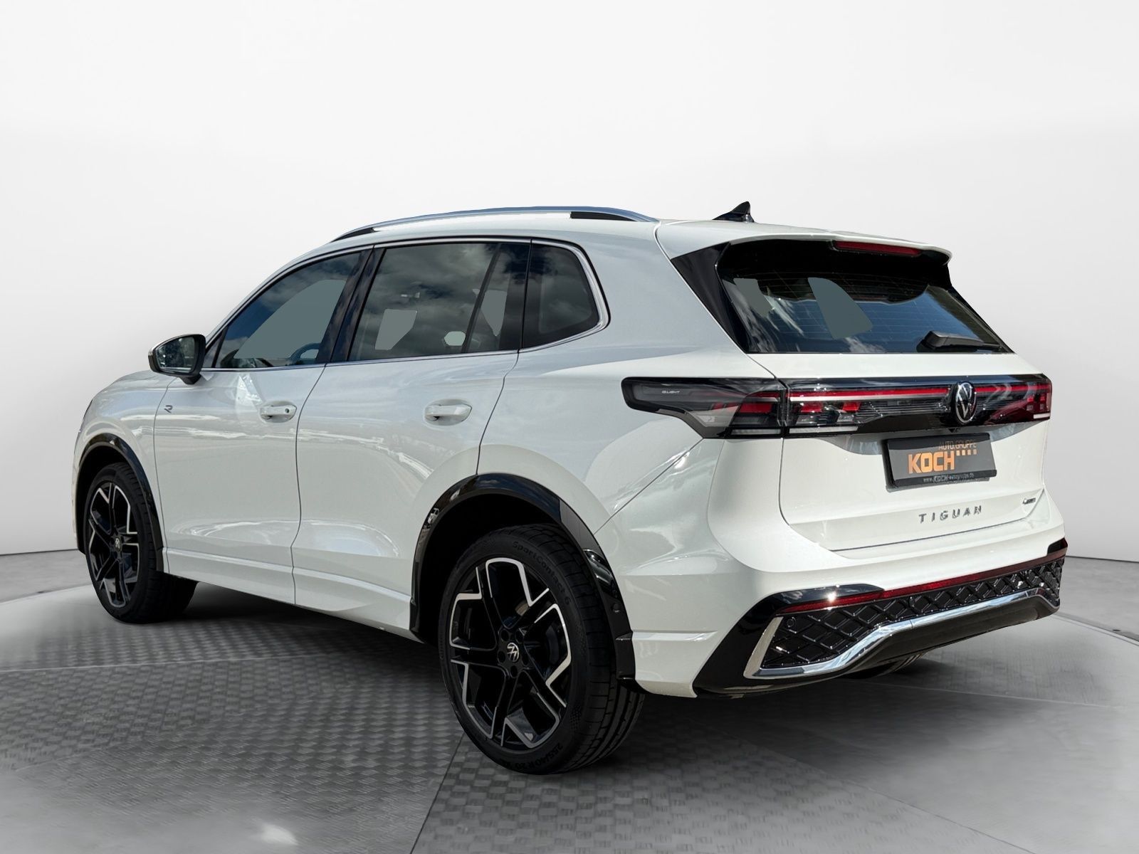 Volkswagen Tiguan 2,0TDI DSG R-Line 4M Navi LED Kamera AHK foto 4