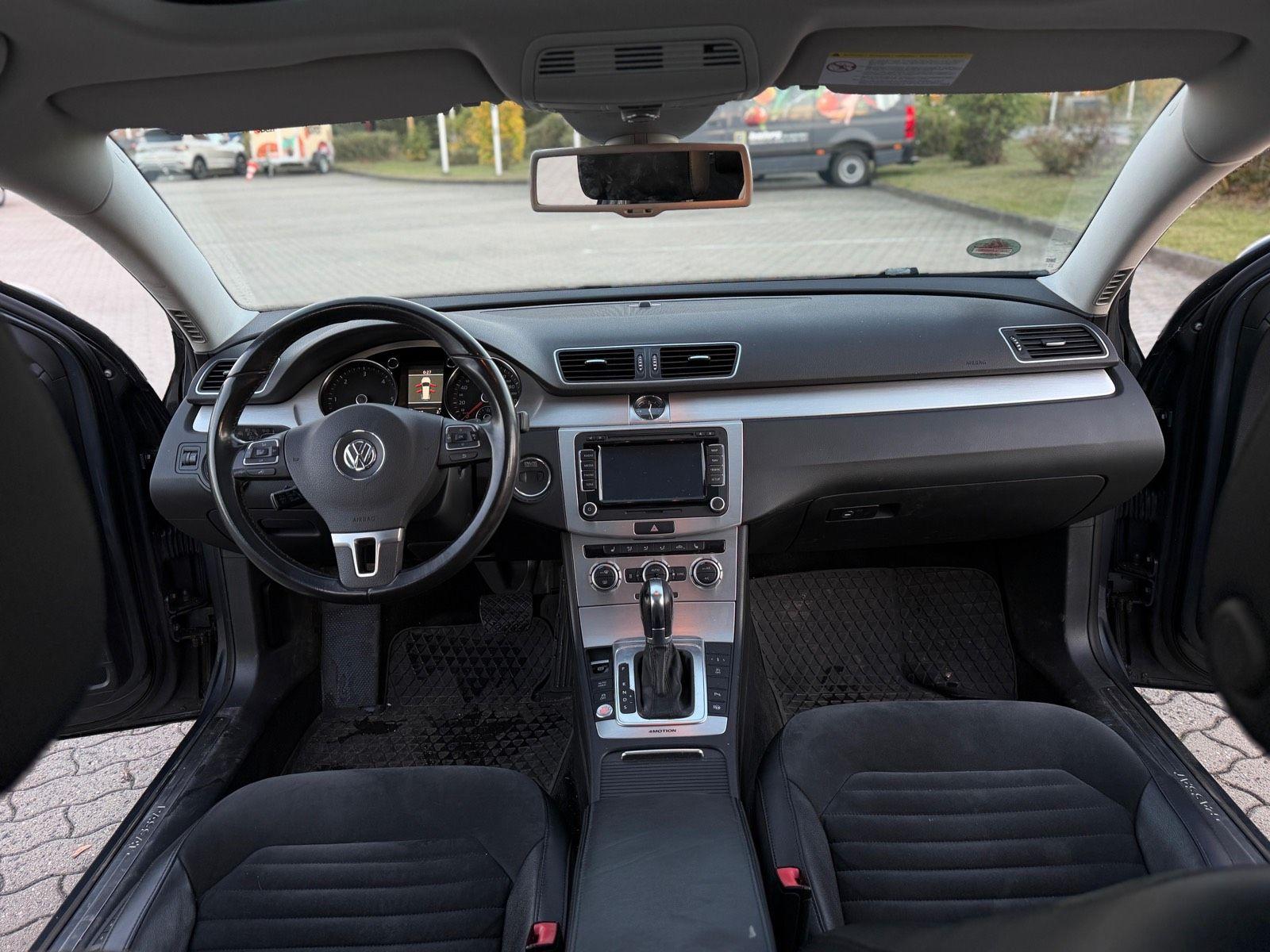 Volkswagen Passat 2012 — photo 10