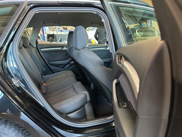 Audi A3 *TÜV:228*KEYLES*TEMPO*NAV*PDC*2-ZONEN*
