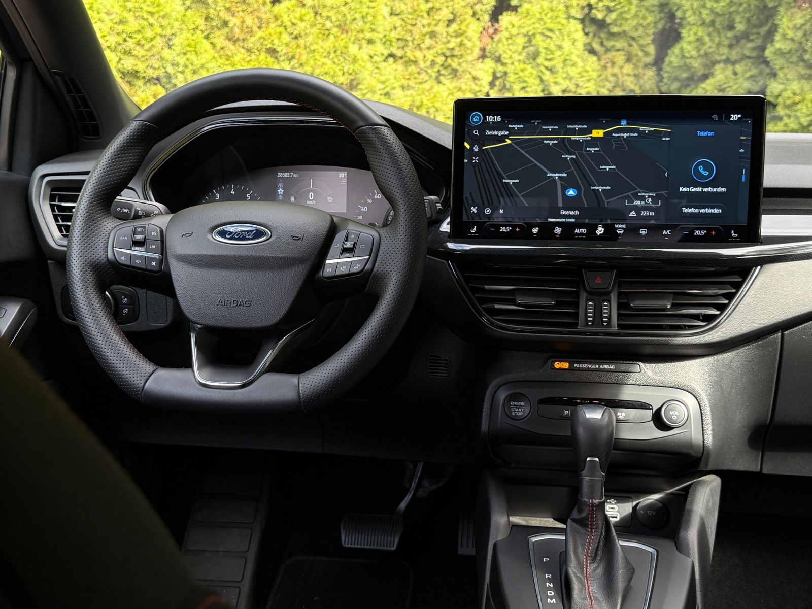 Fahrzeugabbildung Ford Focus 1.0EB ST-Line MATRIX+NAV+WINTER+CARP+SYNC4
