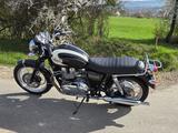 Triumph Bonneville T100
