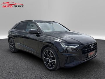 Audi Q8 - 3