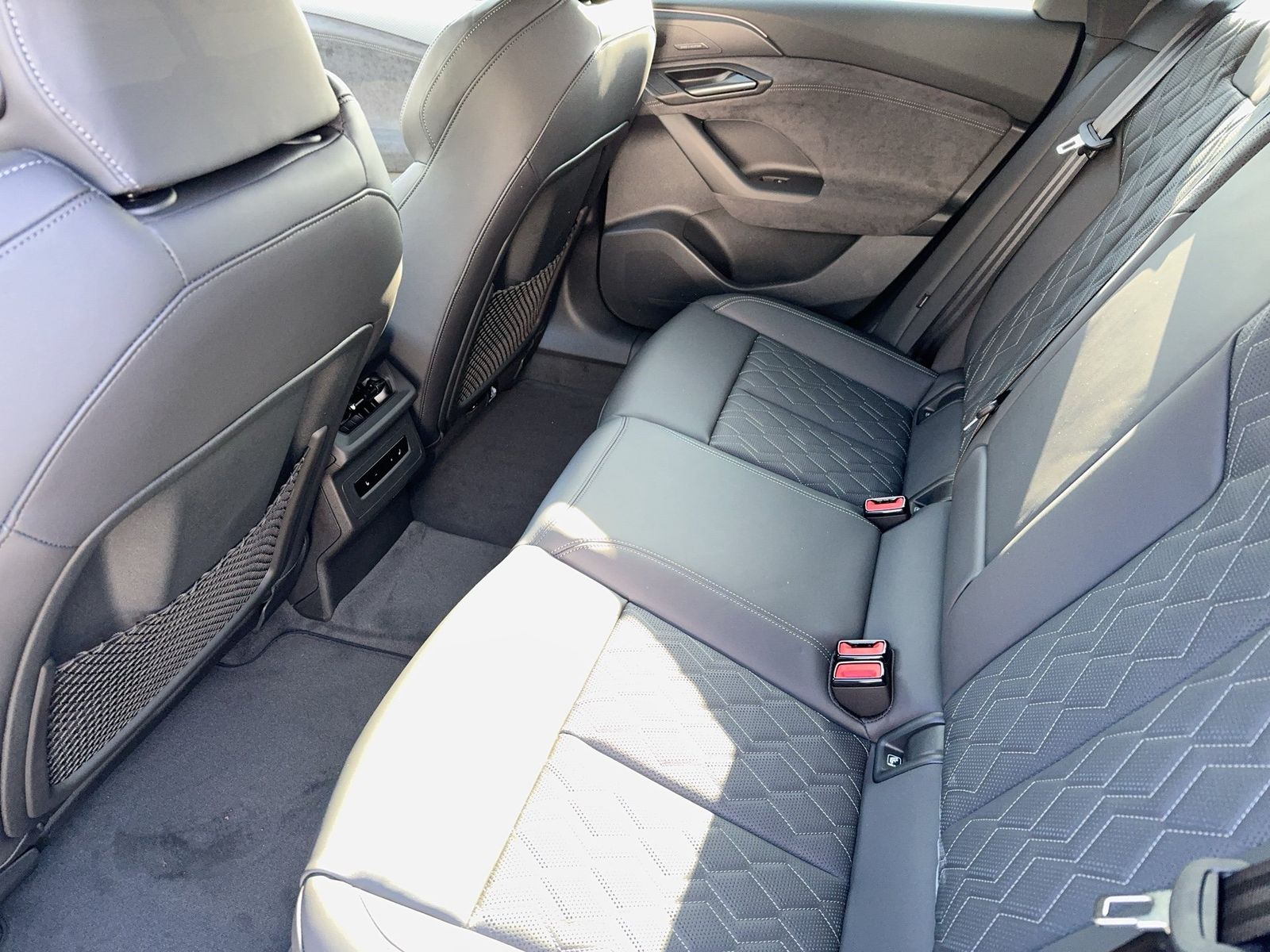 Audi A6 e-tron - Bild 11