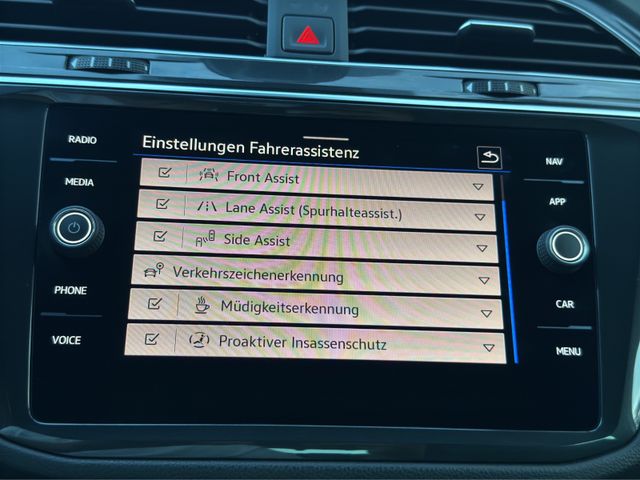 Volkswagen Tiguan 2.0 TDI DSG R-Line*LED*NAVI*APPLE*ACC*TOP